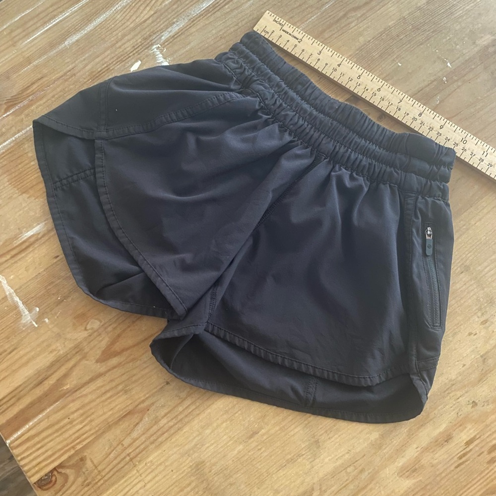 Lululemon Track That shorts size 4